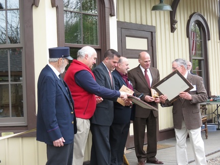 2012 Presentation of souvenir plaques to the County Execs