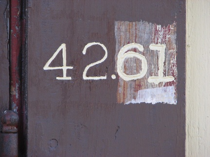 2011-9 Painting the mileage numbers